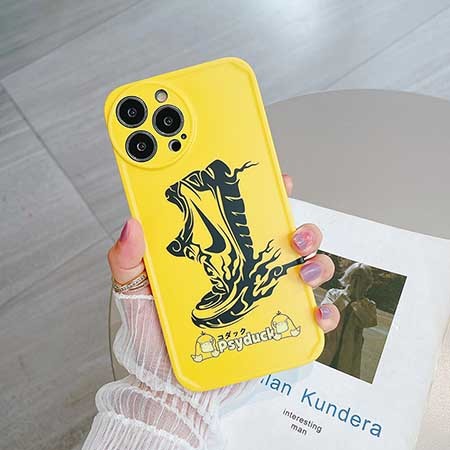 アイフォン14プロ gucci風 スマホケース 