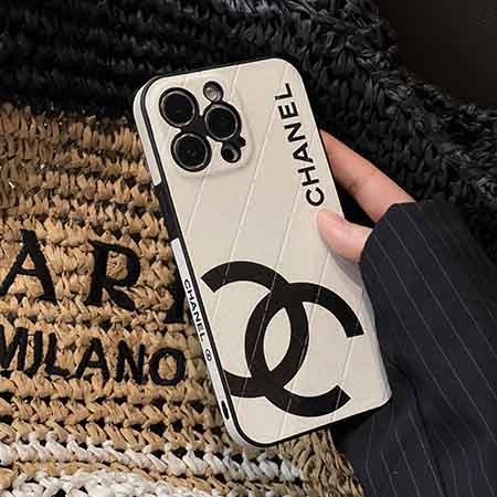 アイフォン 15 ultra カバー chanel シャネル 