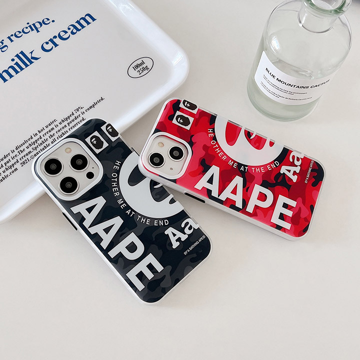 アイフォン 14plus aape スマホケース 