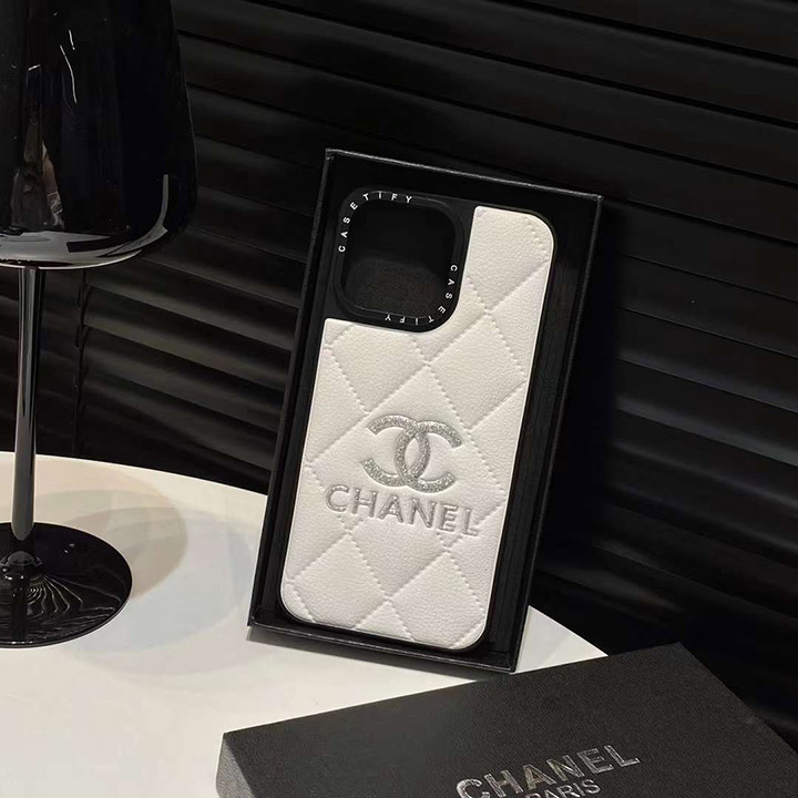 chanel シャネル アイホン12プロmax カバー 