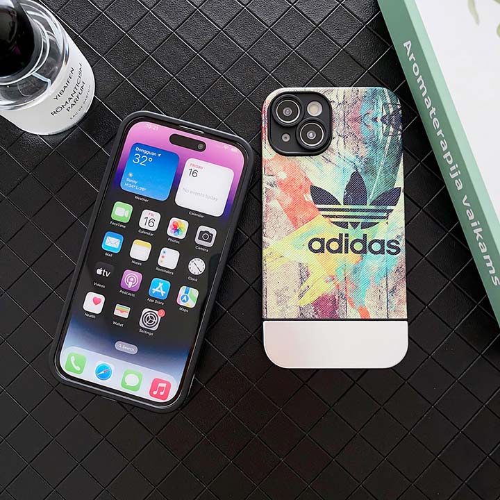 アディダス adidas 携帯ケース アイフォン12プロ 