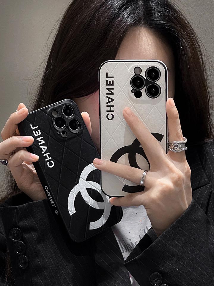 アイフォン 15 ultra カバー chanel シャネル 