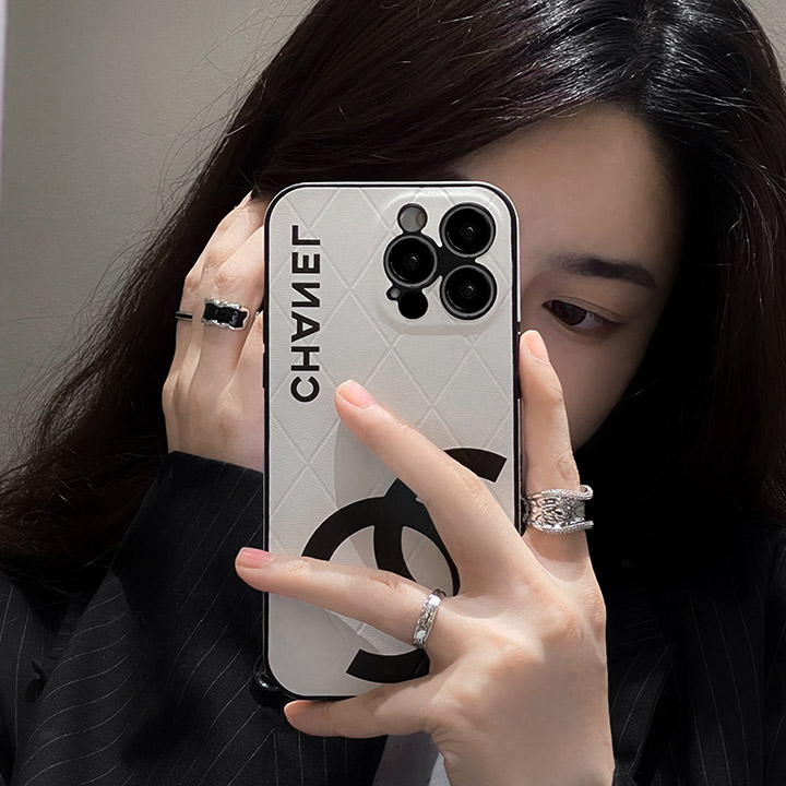 chanel アイフォン 15プロ max スマホケース 